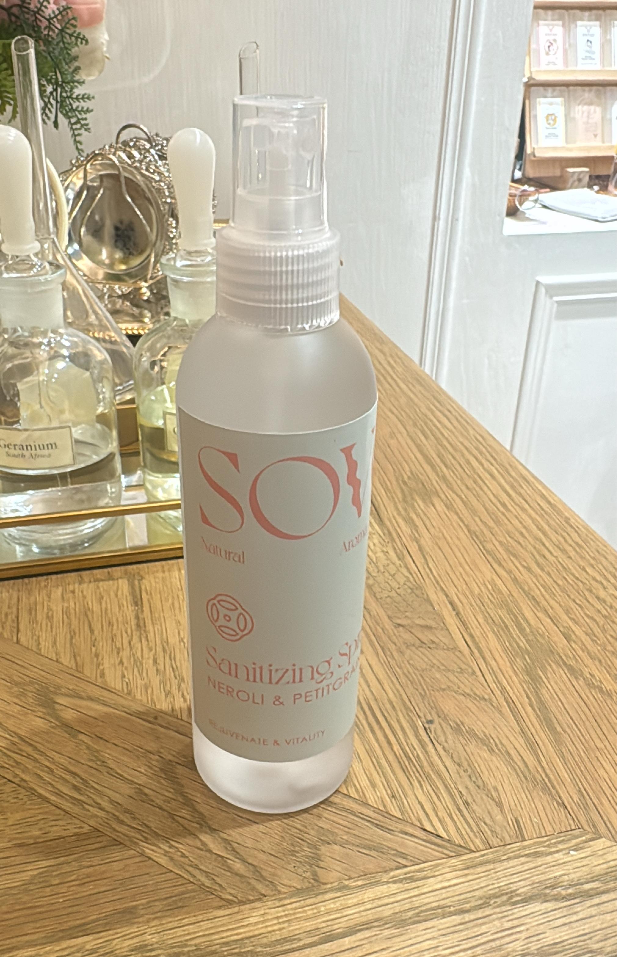 SOVOS 有機香薰消毒噴霧 200ML (白蘭花/橙花/雪松岩蘭草/快樂鼠尾草/白玫瑰）